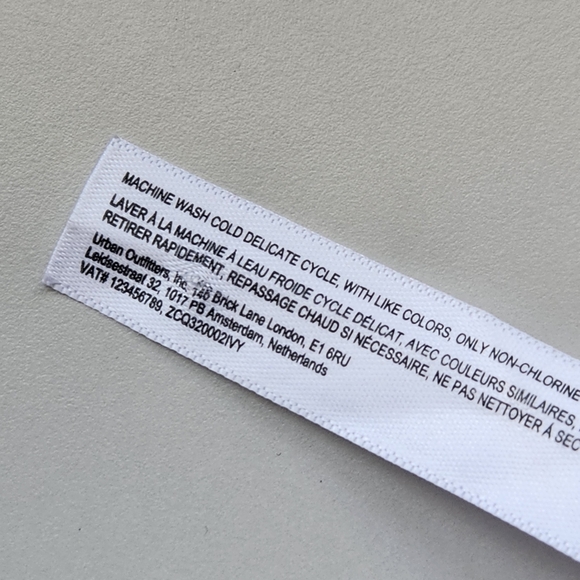 FREE PEOPLE Skye Fringe Blanket Pink 60 x 54 Soft Cozy Throw Home - Picture 6 of 7